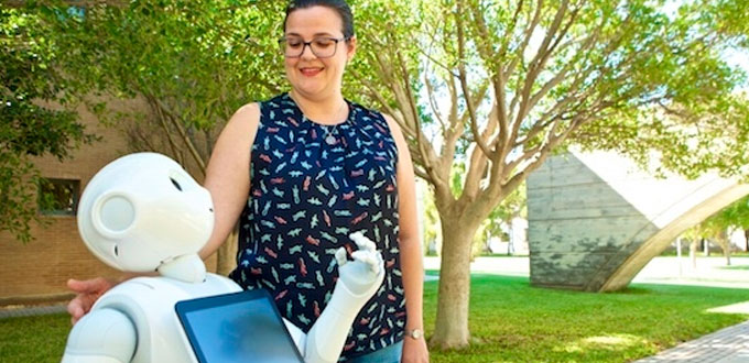 Galardonada una investigadora de la Universidad de Alicante con el Premio Muy Jóvenes Científicas