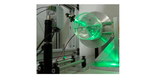 UNED y la Universidad de Stanford destacan la utilidad de los laboratorios digitalizados en la cuarentena