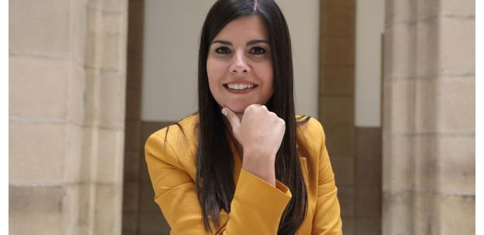 La ingeniera informática Ana Freire, finalista del Premio Avanzadoras 2021 por su proyecto STOP (Suicide prevenTion in sOcial Platforms)