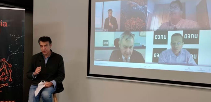 La UNED concluye su ciclo de charlas sobre inteligencia artificial en Ourense