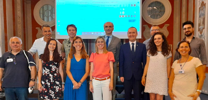 Expertos de la UCA diseñan un chatbot para asesorar a la comunidad universitaria en situaciones de urgencia
