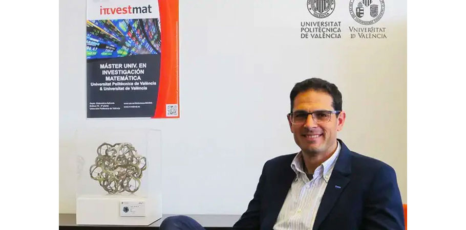 El modelo matemático para calcular el riesgo de contagio en las cenas de Navidad