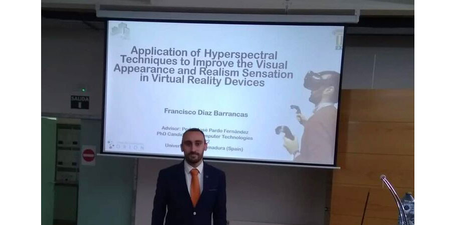 Tesis de Francisco Díaz, alumno del CUM, relacionada con la mejora en la sensación de realismo en dispositivos de realidad virtual