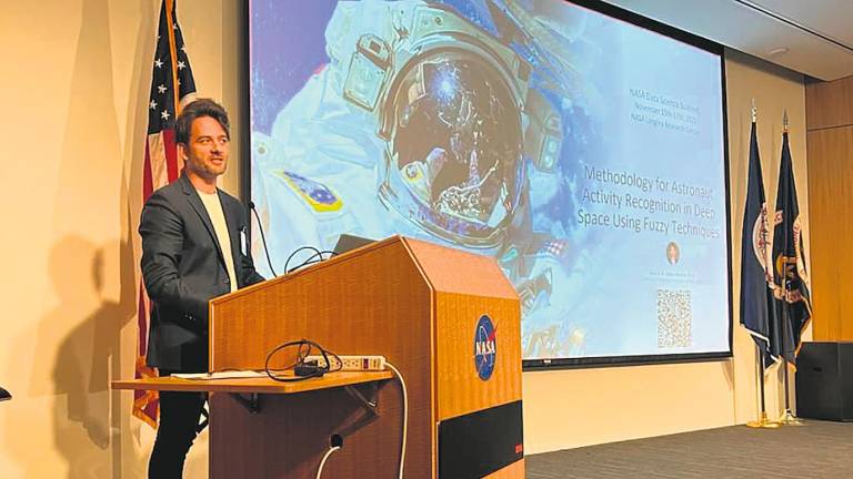 De Mengíbar a la NASA: Aventura de un ingeniero informático y de inteligencia artificial