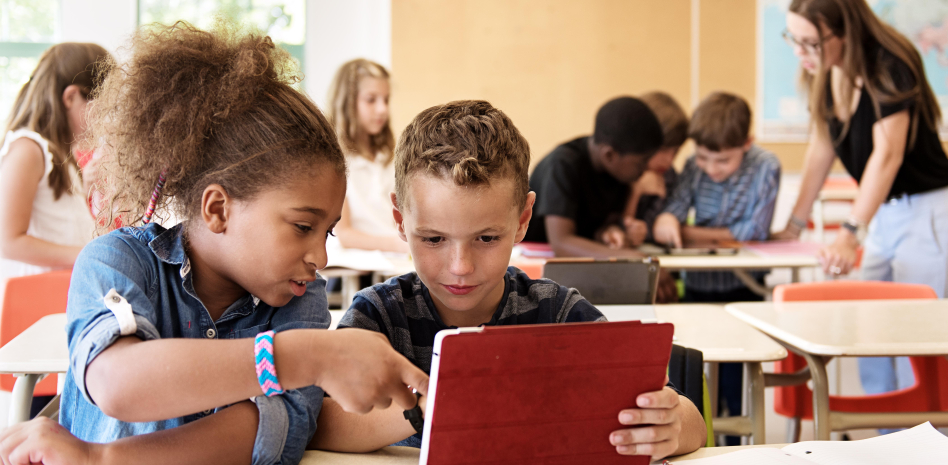 Personalidades de la ciencia y la cultura reclaman la generalización de la informática en la educación