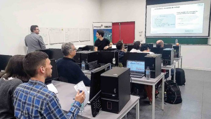 El proyecto UVAGILE, de la Escuela de Informática de Segovia, consigue el Premio de Innovación Educativa
