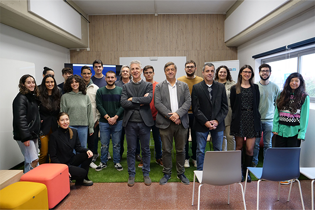 La ETS de Ingeniería Informática de la UMA estrena un aula para que los estudiantes desarrollen ideas y pongan en marcha sus proyectos