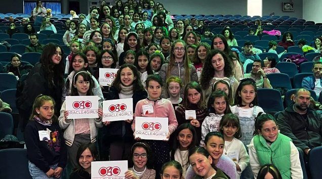 La tercera edición de Oracle4Girls reúne en Málaga a 150 niñas en torno a la tecnología