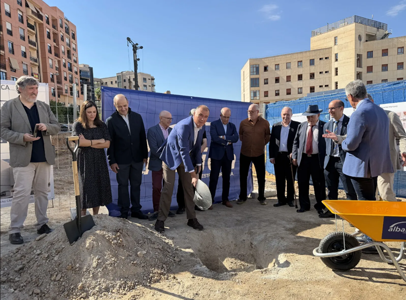 La Universidad de Granada coloca la primera piedra del nuevo edificio de la ETSIIT