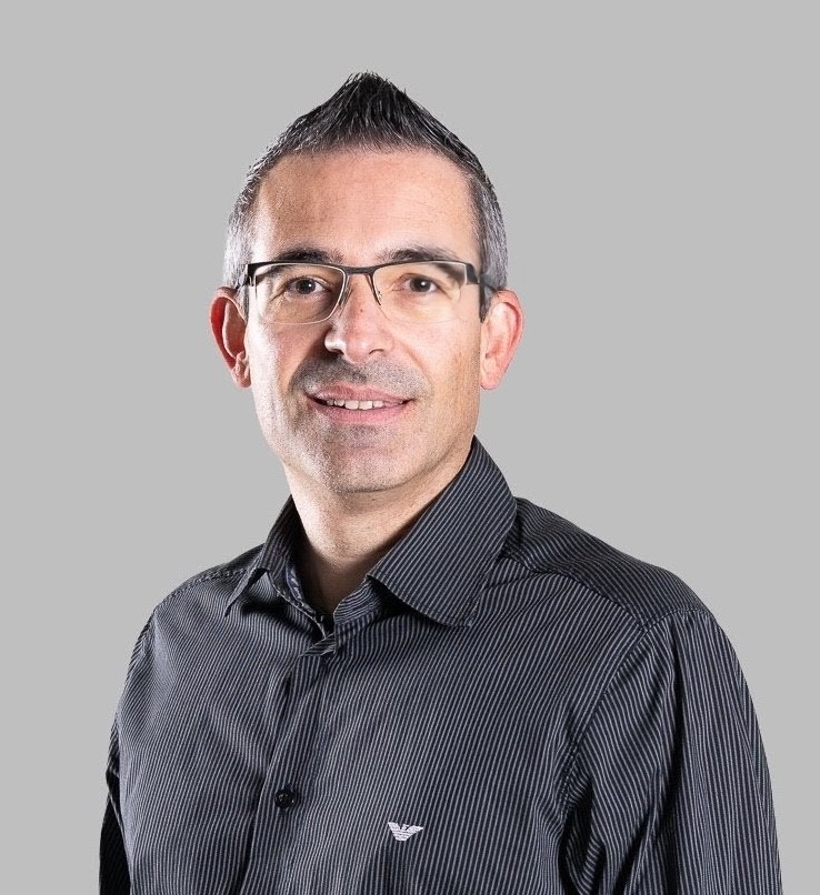 Carlos Tavares Calafate, de la ETSINF UPV: La inteligencia artificial permitirá gestionar de forma más eficiente el tráfico de vehículos y drones en las ciudades.